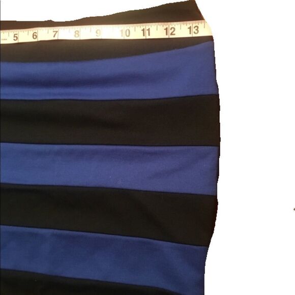 Forever 21 Medium Royal Blue & Black Striped Bandage Stretch Pull On Mini Skirt - Picture 3 of 3